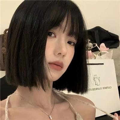 踏浪女人